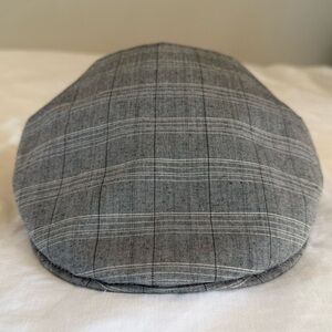 NWOT Fawler Tirol | Camouflage & Light Grey Plaid Linen Flat Cap